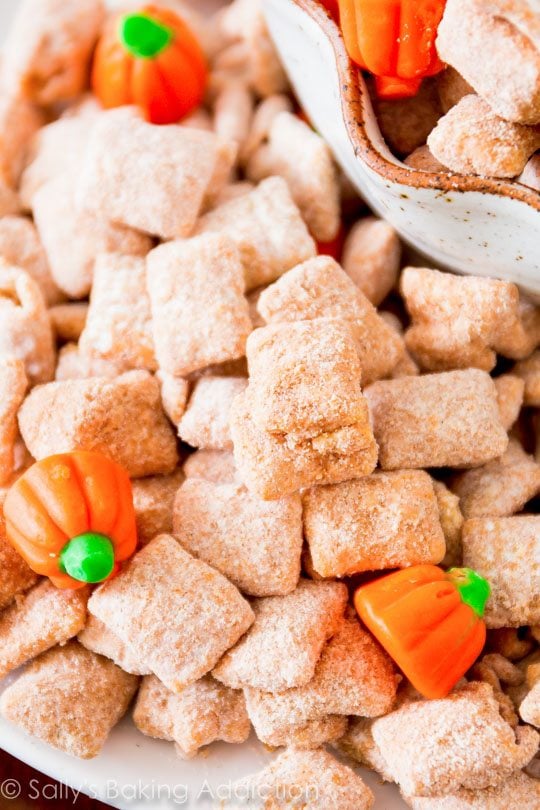 pumpkin spice puppy chow