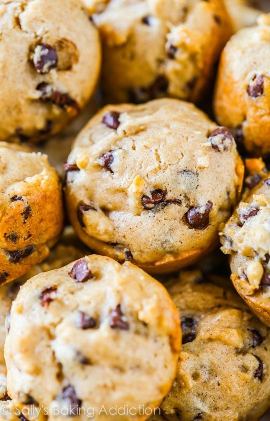 mini chocolate chip muffins