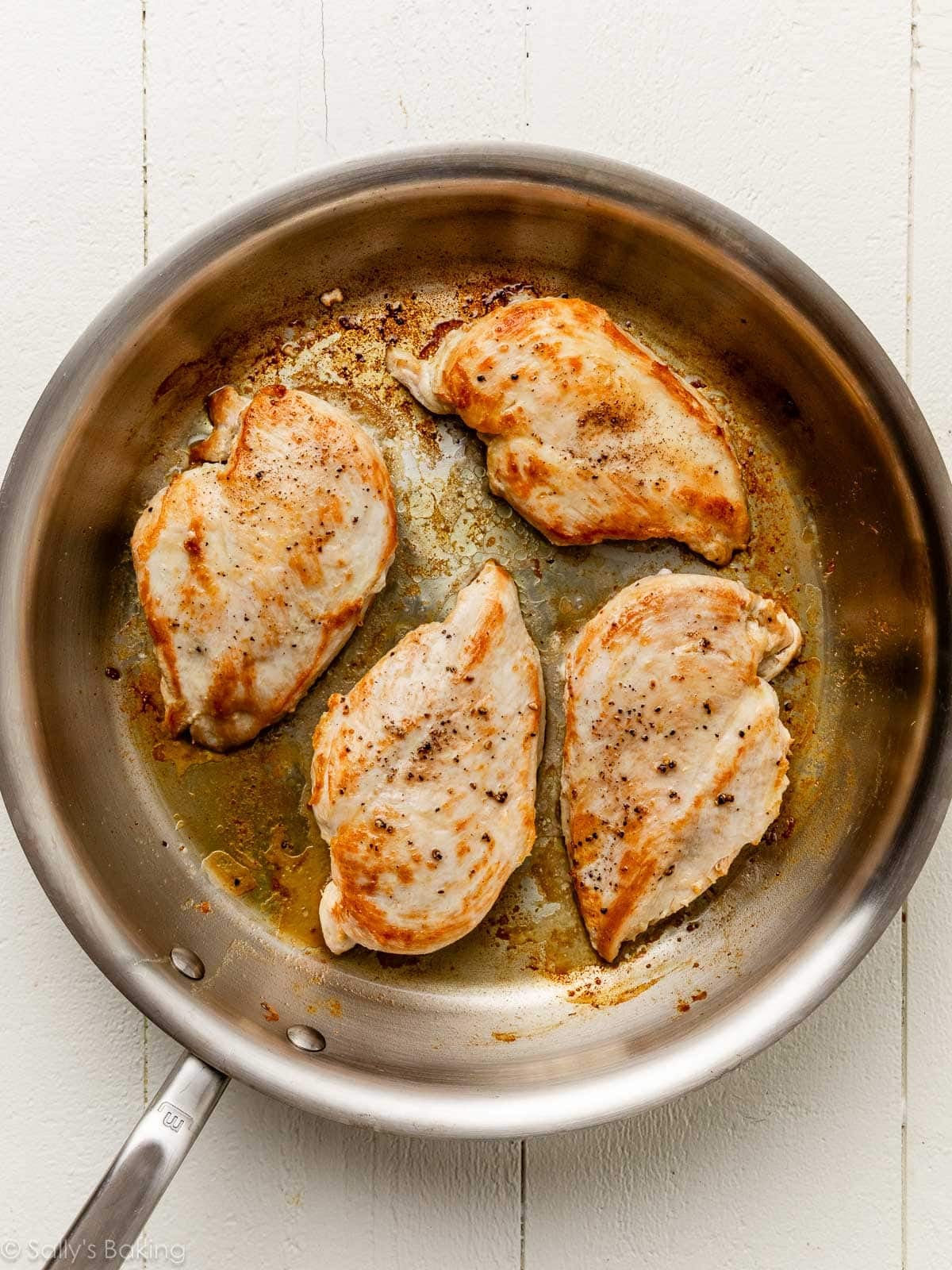cooked chicken in skillet.