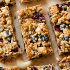 berry vanilla cashew snack bars