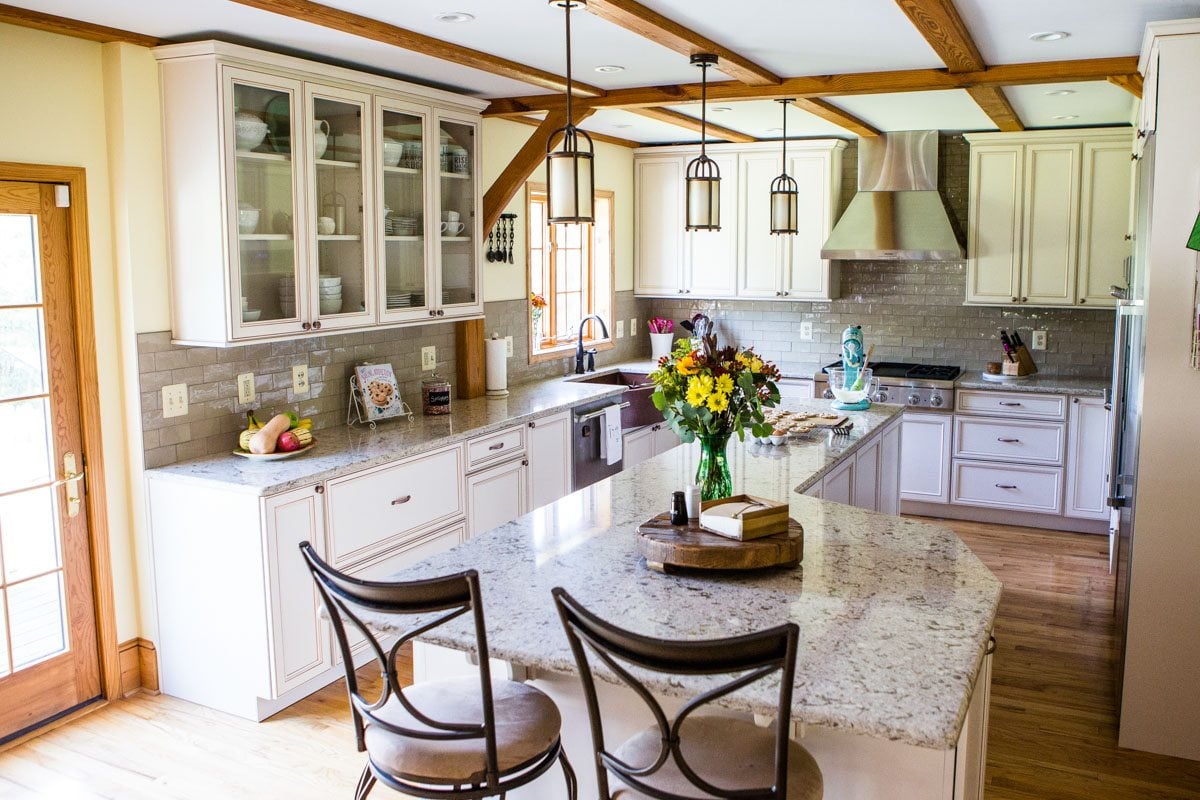 wide angle view of kitchen