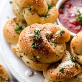 garlic knots