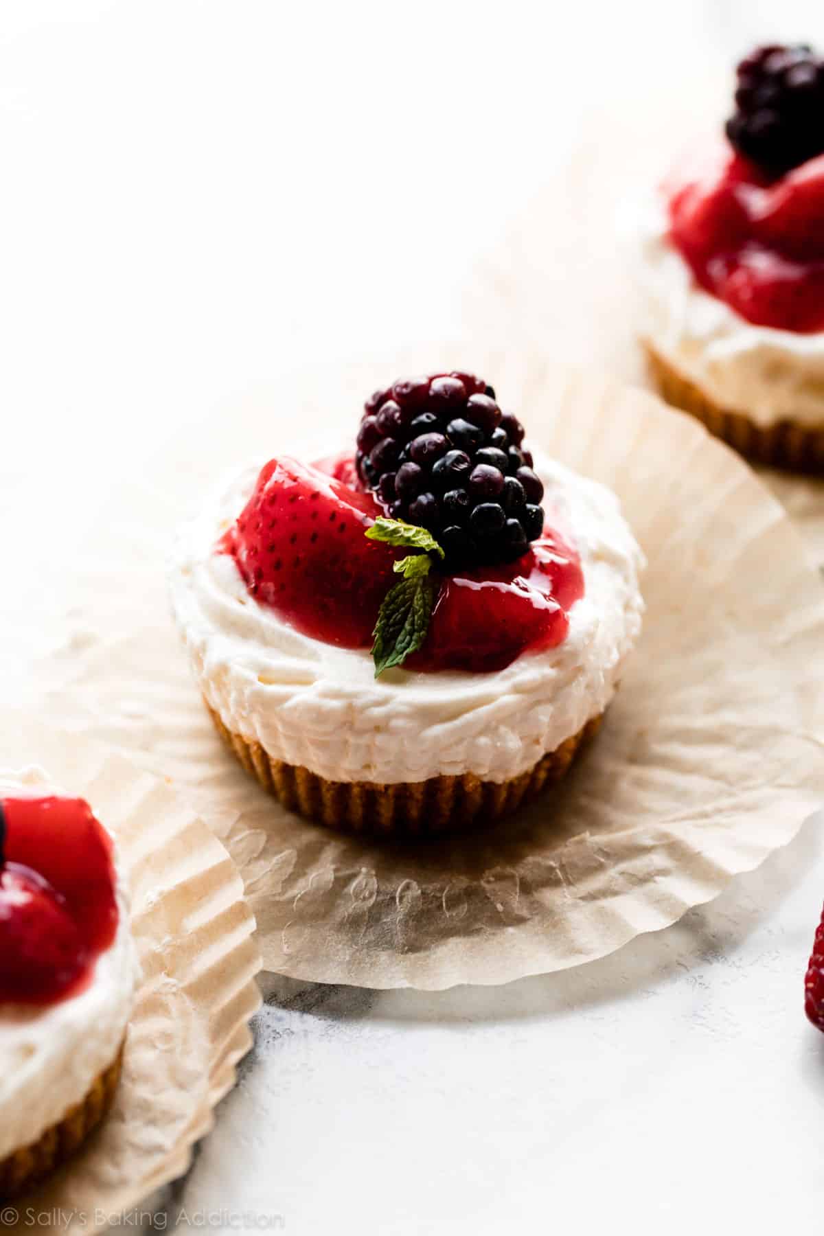 mini no-bake cheesecakes