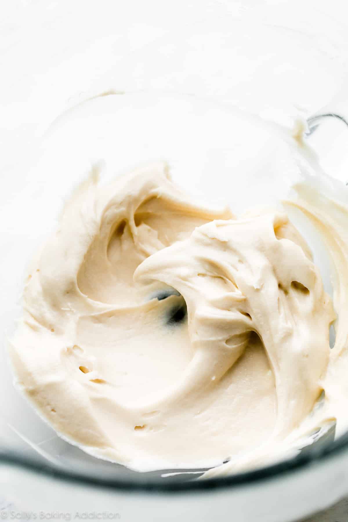 cream cheese confectioners' sugar and vanilla extract