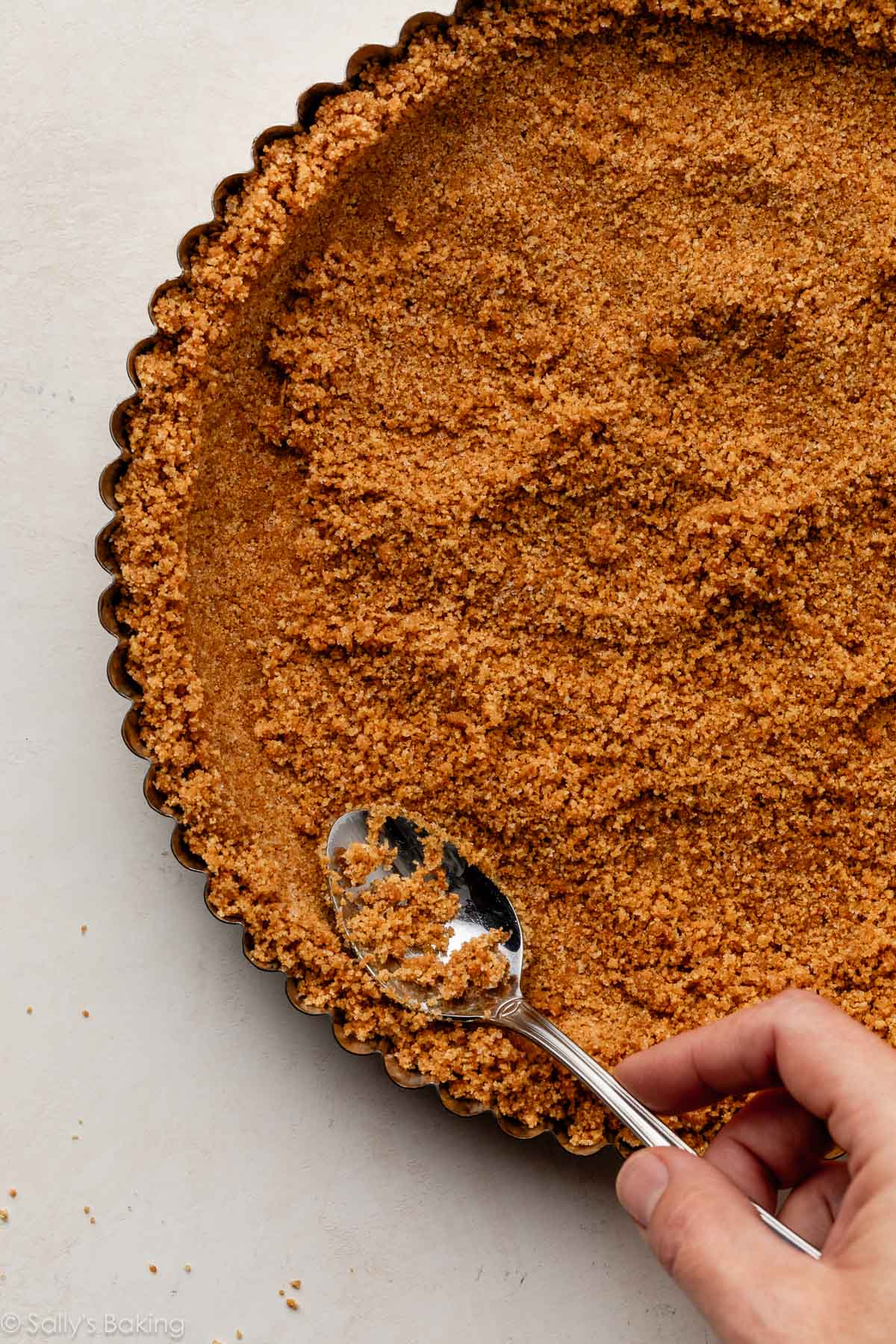 graham cracker crust in tart pan.