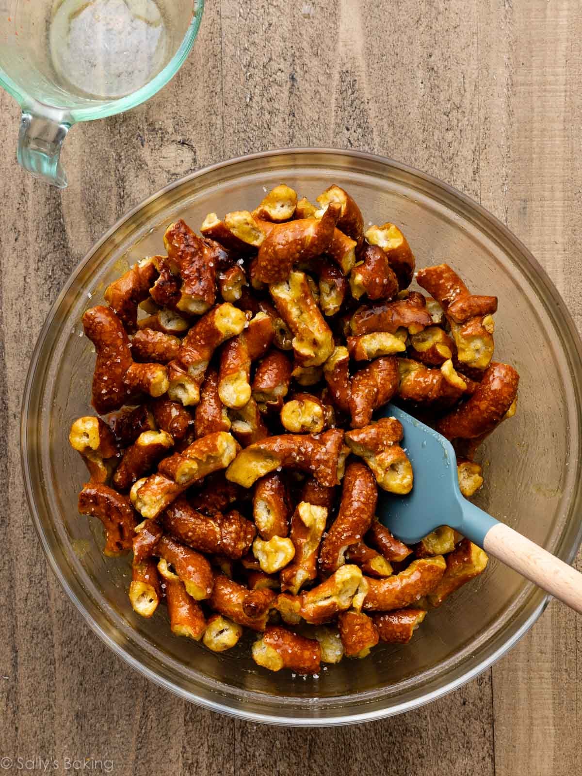 coated pretzels in glass bowl.